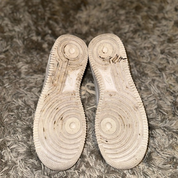 Air Force 1s - Picture 6 of 6